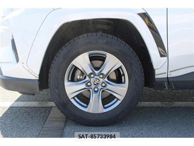 Toyota RAV4 2023-01 8337610-17
