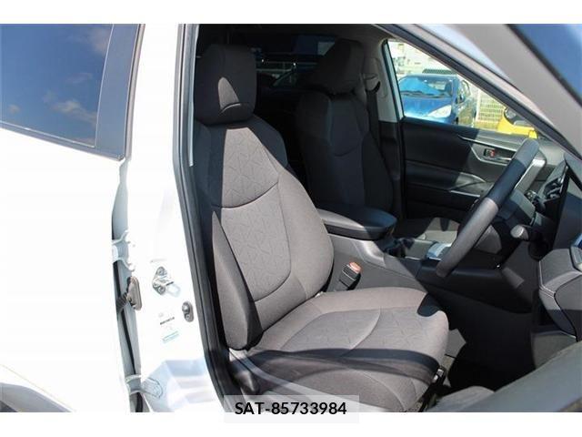 Toyota RAV4 2023-01 8337610-22