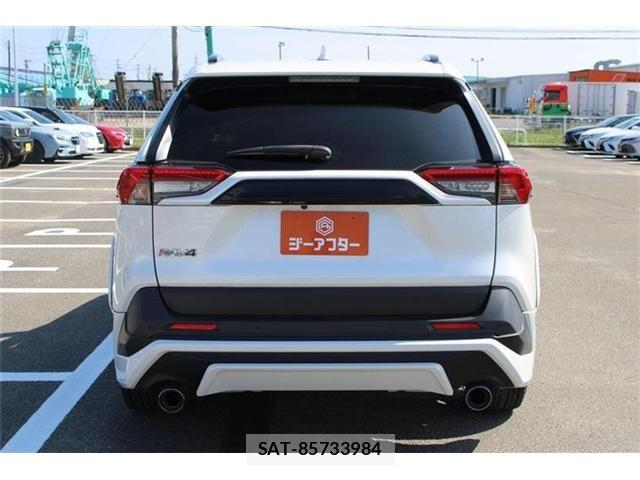 Toyota RAV4 2023-01 8337610-4
