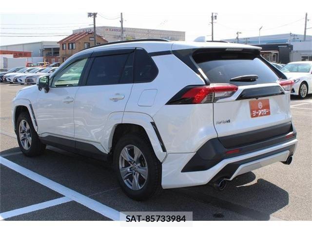 Toyota RAV4 2023-01 8337610-5
