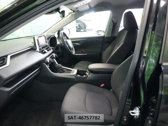 Toyota RAV4 2020-11 8337616-23