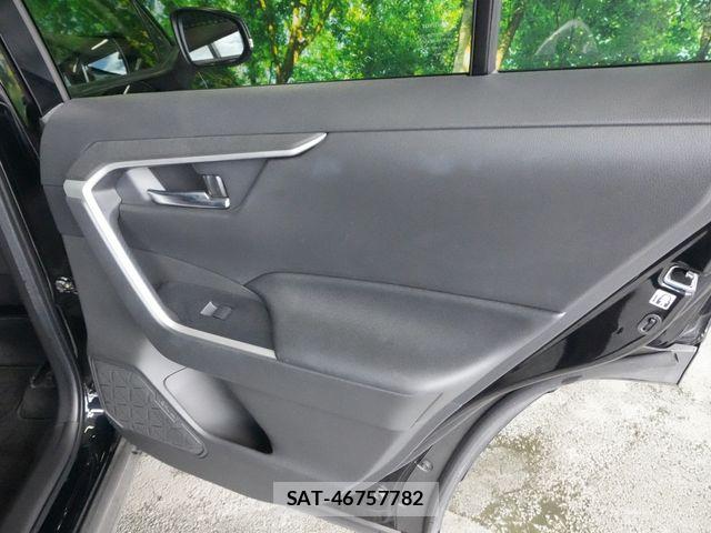 Toyota RAV4 2020-11 8337616-24