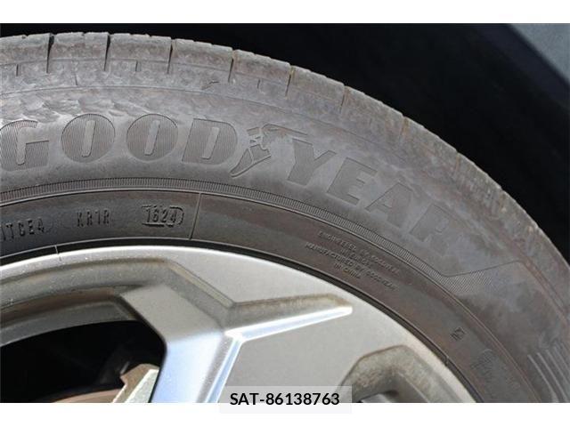 Toyota RAV4 2020-07 8337619-11