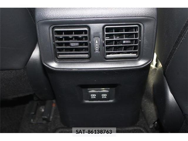 Toyota RAV4 2020-07 8337619-13