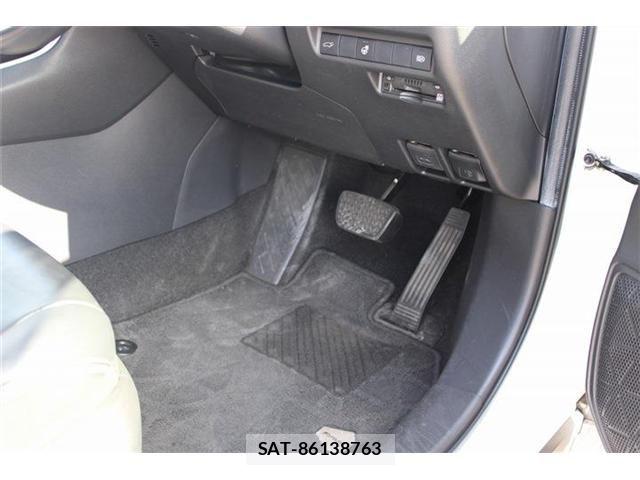 Toyota RAV4 2020-07 8337619-18