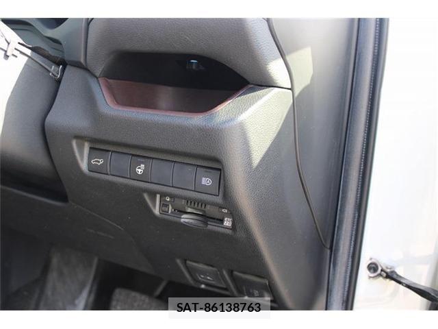 Toyota RAV4 2020-07 8337619-19