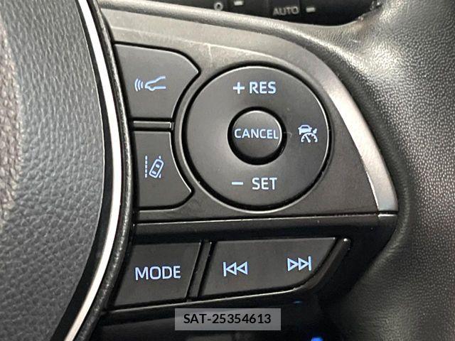Toyota RAV4 2021-08 8334470-4