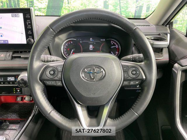 Toyota RAV4 2022-06 8337607-10