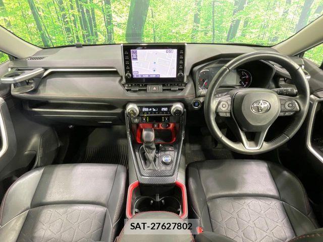 Toyota RAV4 2022-06 8337607-1