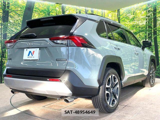 Toyota RAV4 2020-01 8337608-16