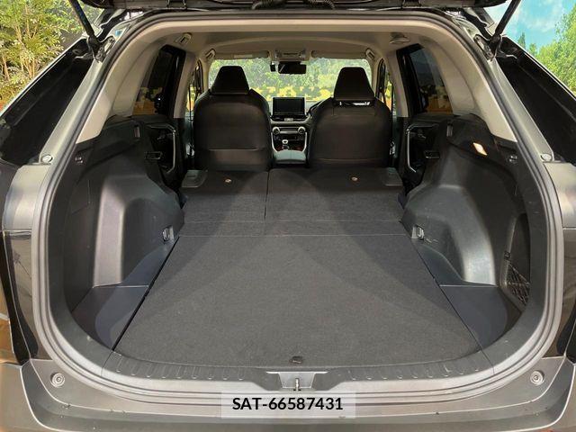 Toyota RAV4 2019-06 8337611-11