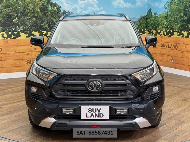 Toyota RAV4 2019-06 8337611-14