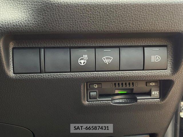 Toyota RAV4 2019-06 8337611-4