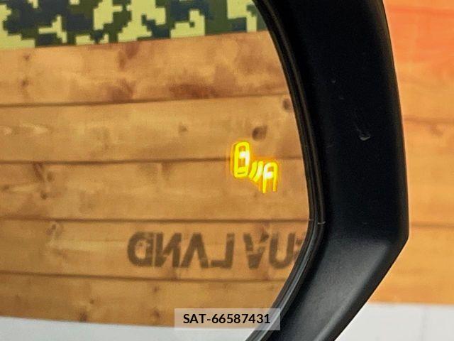 Toyota RAV4 2019-06 8337611-7