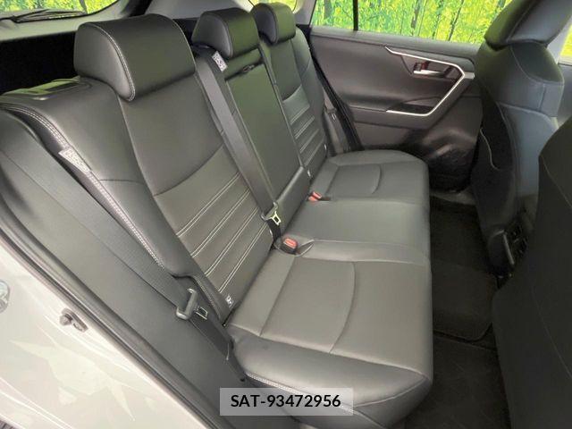Toyota RAV4 2024-07 8337597-8