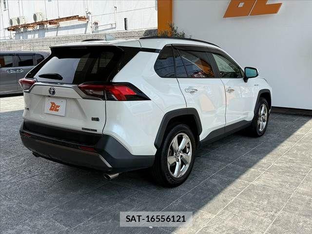 Toyota RAV4 2020-07 8337606-14