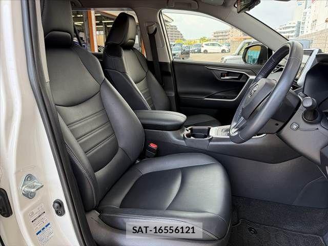 Toyota RAV4 2020-07 8337606-15