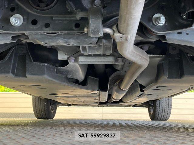Toyota RAV4 2022-12 8337599-18