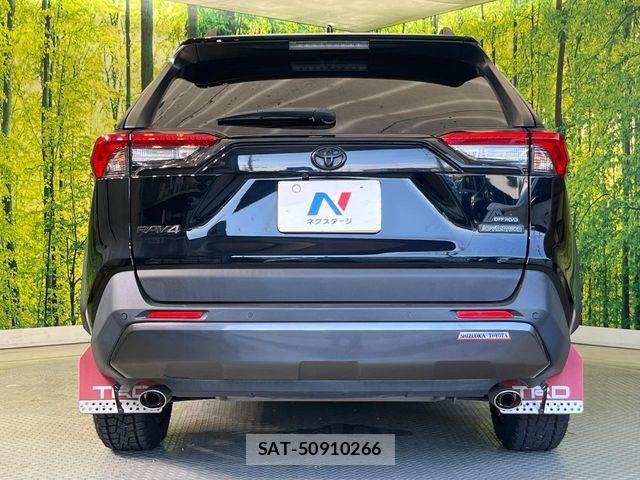 Toyota RAV4 2022-05 8355470-14