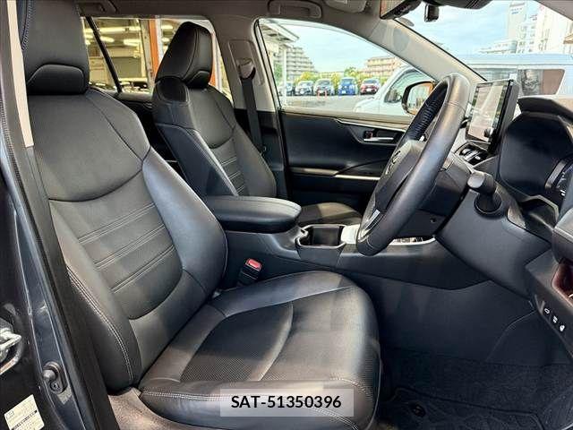 Toyota RAV4 2023-01 8355472-15