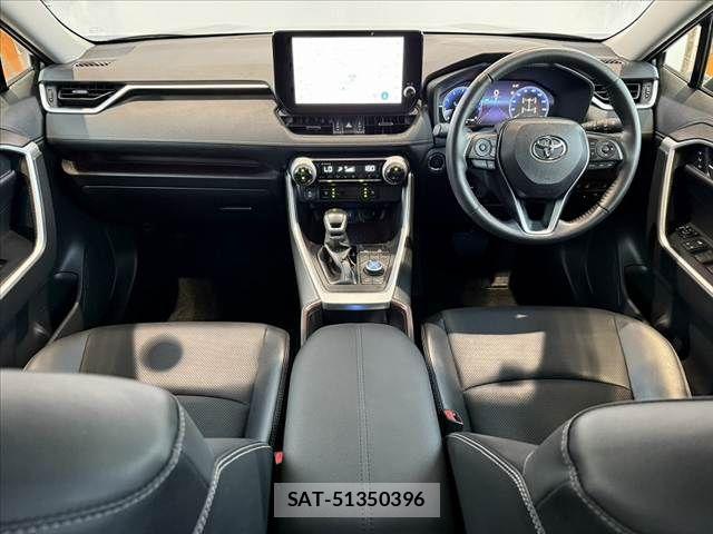 Toyota RAV4 2023-01 8355472-1