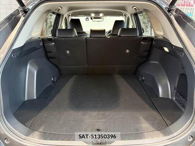 Toyota RAV4 2023-01 8355472-19