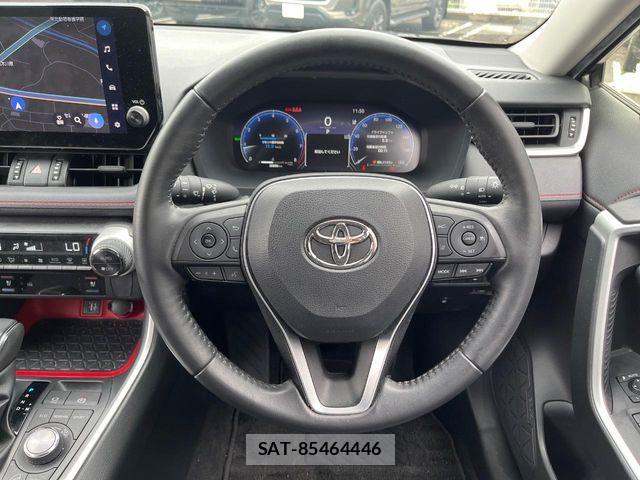 Toyota RAV4 2023-04 8355465-10