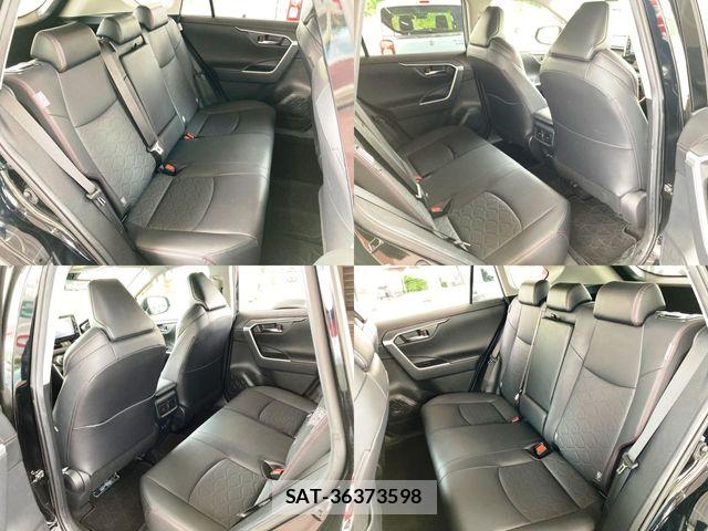 Toyota RAV4 2021-07 8355473-12