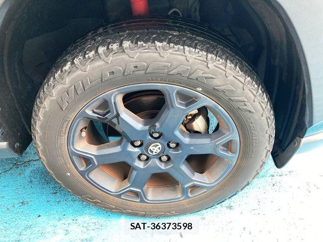 Toyota RAV4 2021-07 8355473-15