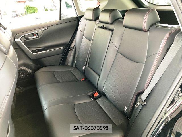 Toyota RAV4 2021-07 8355473-27