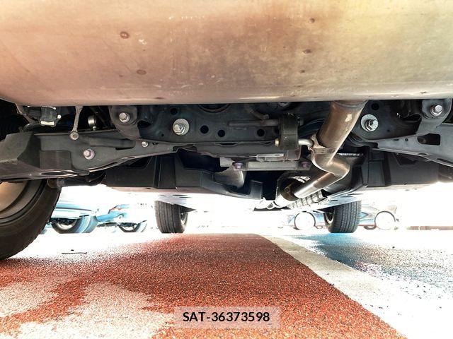 Toyota RAV4 2021-07 8355473-28