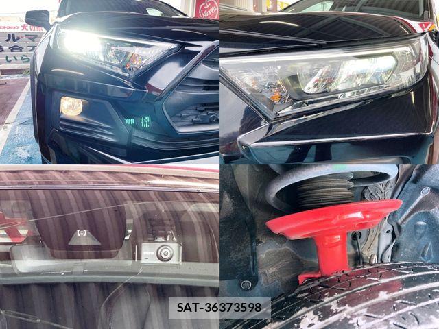Toyota RAV4 2021-07 8355473-4