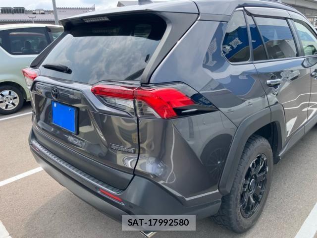 Toyota RAV4 2019-09 8355471-3