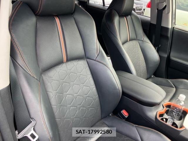 Toyota RAV4 2019-09 8355471-8