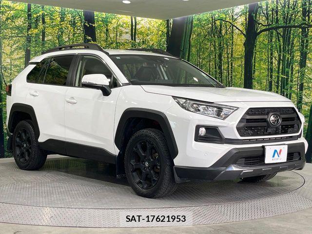 Toyota RAV4 2021-05 8355468-15