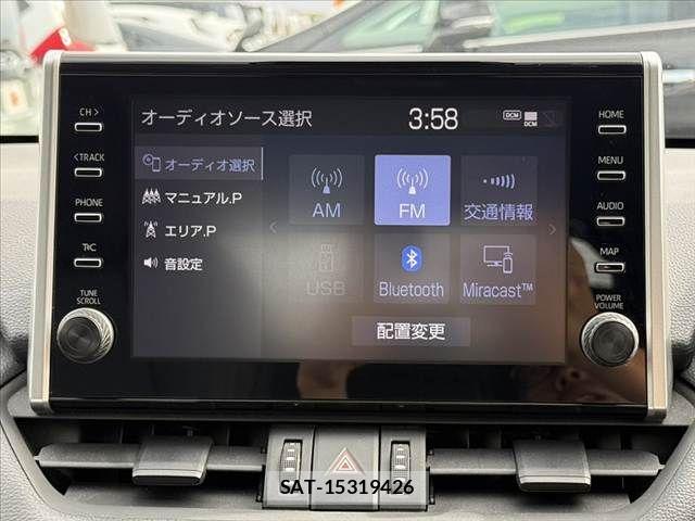 Toyota RAV4 2021-05 8368321-2