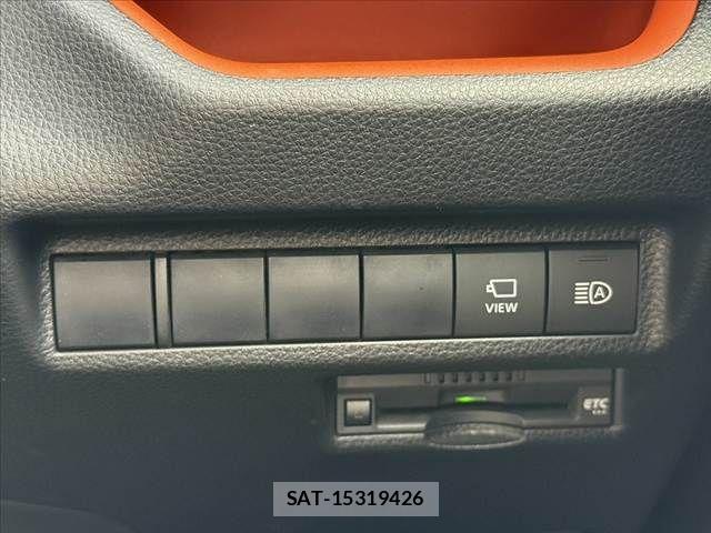 Toyota RAV4 2021-05 8368321-4