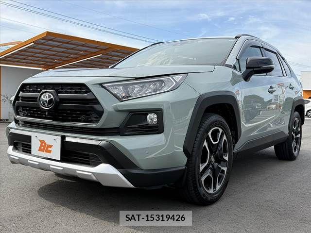 Toyota RAV4 2021-05 8368321-7
