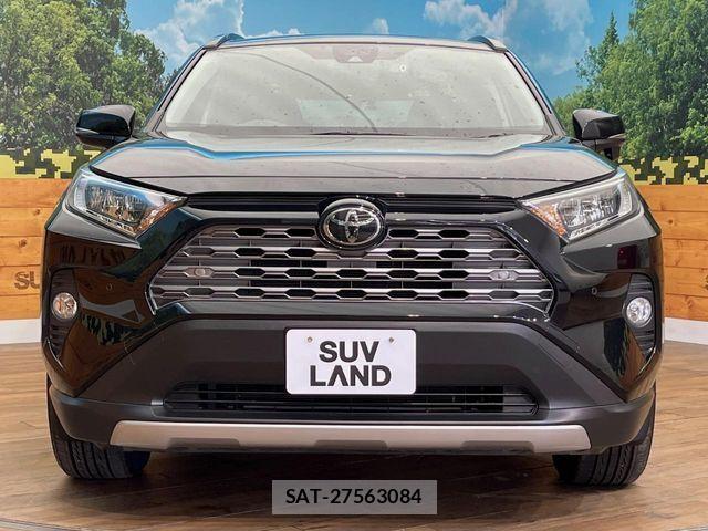 Toyota RAV4 2019-04 8368319-14