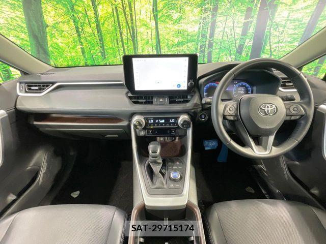 Toyota RAV4 2023-02 8368316-1