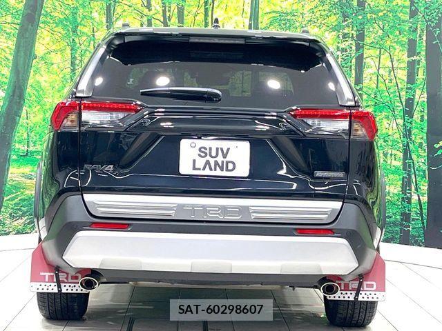 Toyota RAV4 2022-12 8368312-16