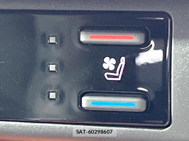 Toyota RAV4 2022-12 8368312-5