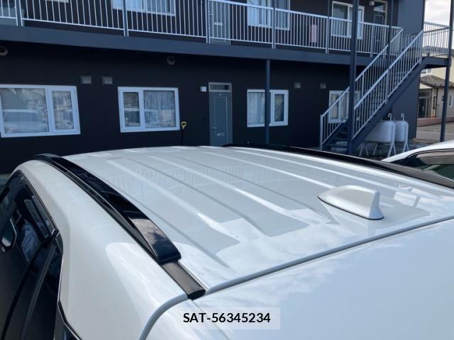 Toyota RAV4 2019-07 8368320-9
