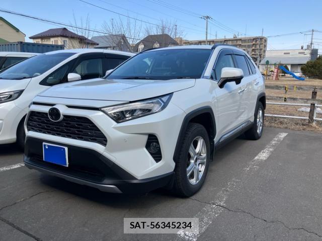 Toyota RAV4 2019-07 8368320-1
