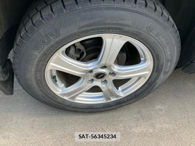 Toyota RAV4 2019-07 8368320-4