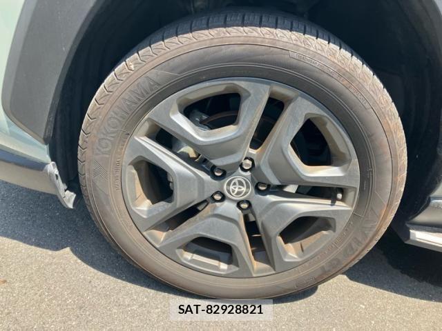 Toyota RAV4 2025-02 8368310-11