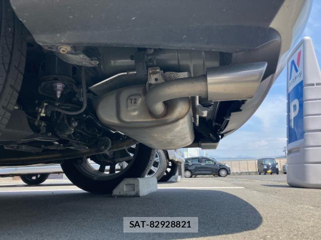 Toyota RAV4 2025-02 8368310-17
