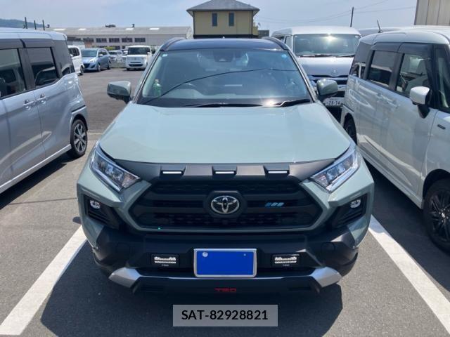 Toyota RAV4 2025-02 8368310-1