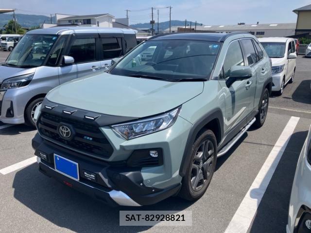 Toyota RAV4 2025-02 8368310-2