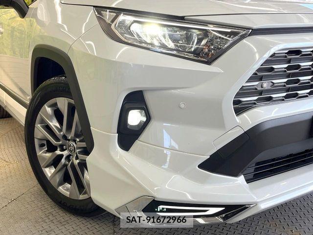 Toyota RAV4 2024-12 8368311-11